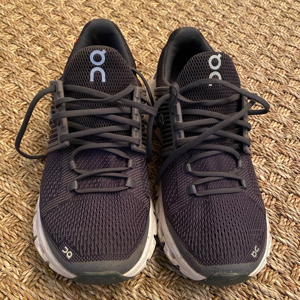 Women’s On Cloud Tennis Shoes 7